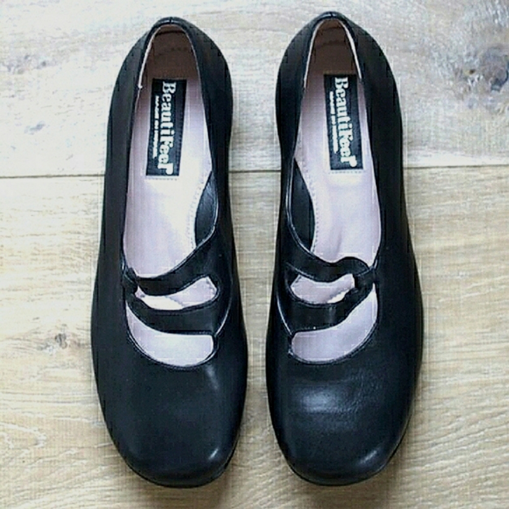BeautiFeel | NWOT Aline Leather Loafers